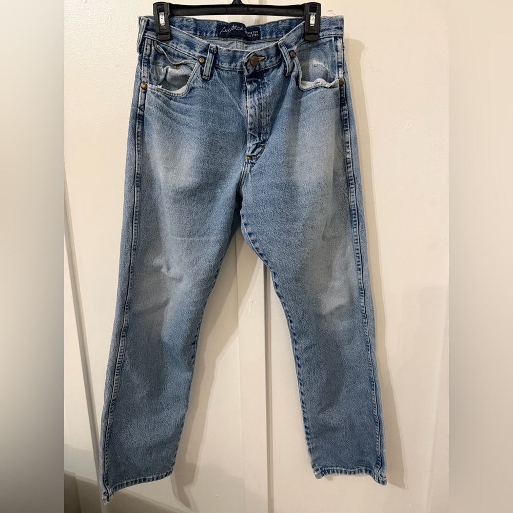 Vintage 90’s Wrangler Men's Light Blue  Straight Jeans. 32x30 - Picture 3 of 4